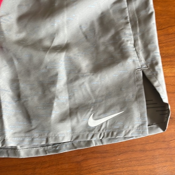 Nike Dri-FIT Run Division Flex Stride Men's 2-In-1 5" Running Shorts DM4634-289 - Picture 5 of 7